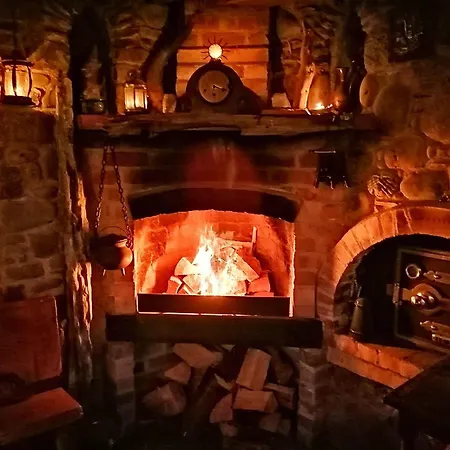 The Hideaway Camping Muff