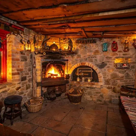 The Hideaway * Muff